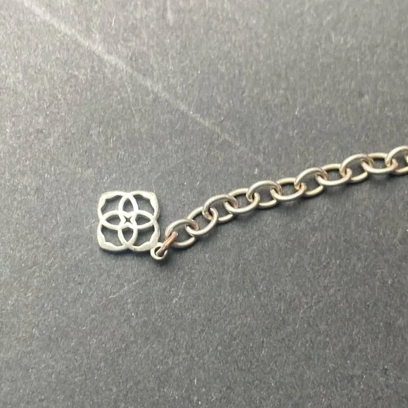 Kendra Scott necklace and earrings set with bag - Picture 8 of 11